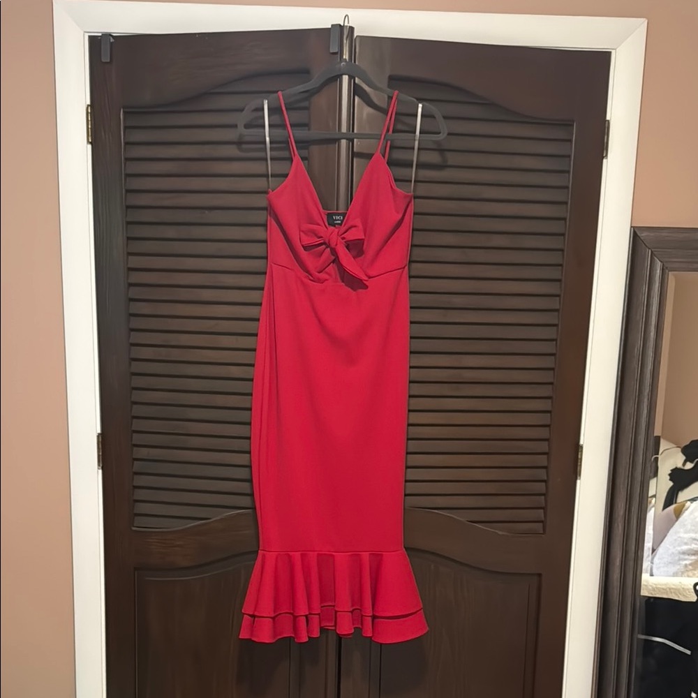 Impeccable Tie front ruffle midi dress